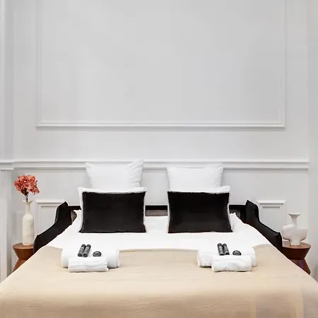 Duplex Luxueux Avec Billard Et Baignoire *