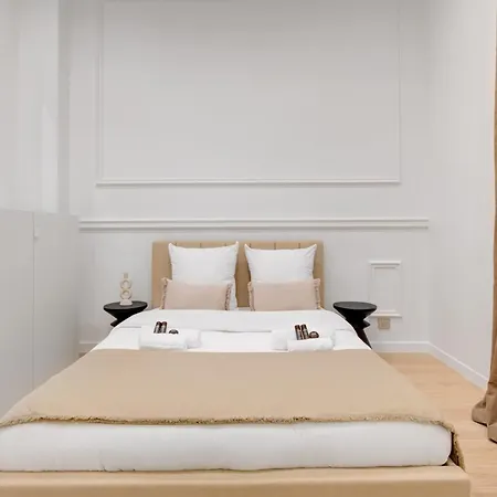 Duplex Luxueux Avec Billard Et Baignoire * باريس